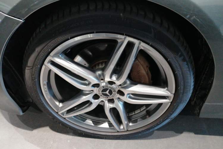 Used Mercedes-Benz E-Class (Import) 2017 E 200 Coupe
