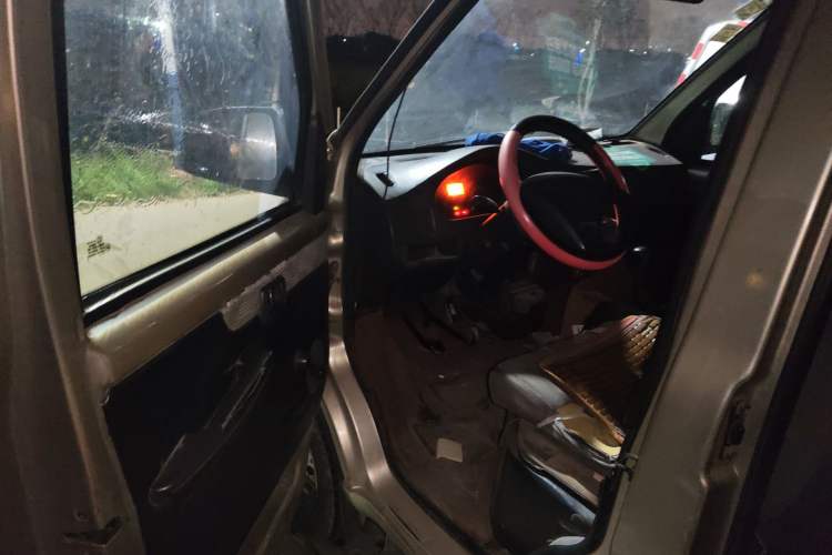 Used Wuling Rongguang 2011 1.2L Base Version Driver Seat