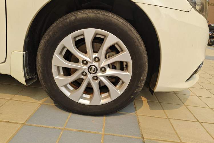 Used Nissan Sylphy 2016 1.6XV CVT Smart Enjoyment Version Right Front Wheel Hub