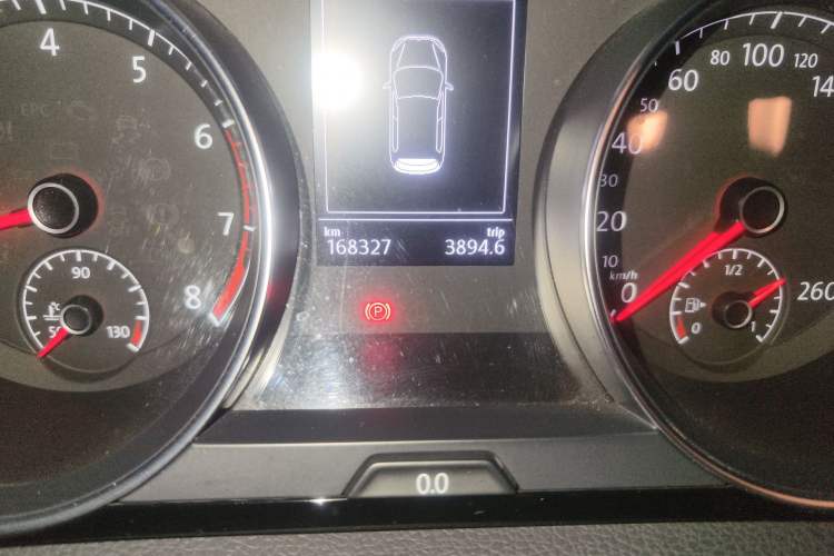 Used Volkswagen Golf 2016 1.4TSI Automatic R-Line
