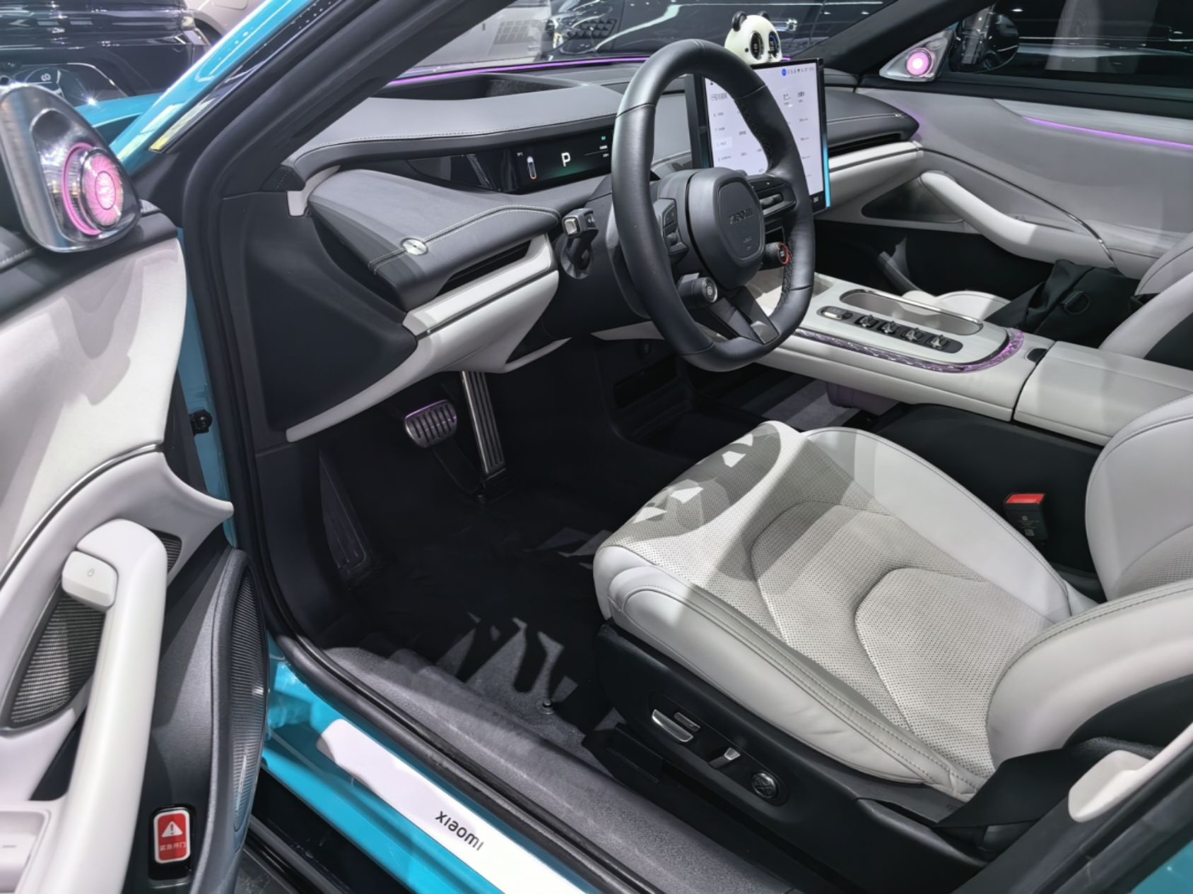 Xiaomi Auto SU7 2024 Four-Wheel-Drive Max Founder's Edition — снимка 18