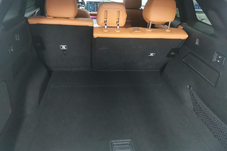 Used XPeng G9 2022 702 Pro Trunk