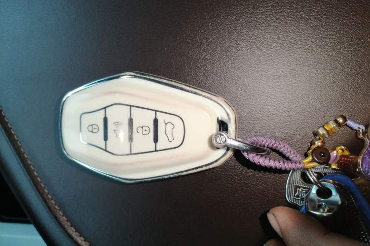 Used JETOUR X90 PLUS 2023 Facelift 1.6TD DCT Villa 7-Seater Vehicle Key