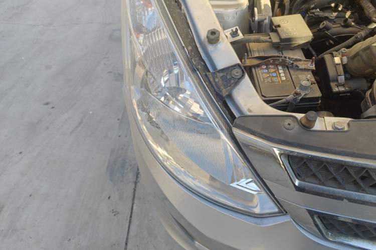 Used Wuling Rongguang V 2016 1.5L Standard Version
