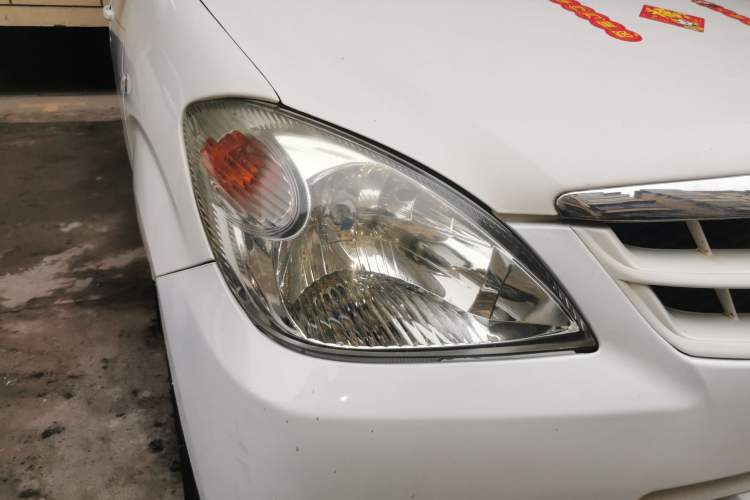 Used FAW Senya M80 2011 1.3L Manual 5 Seats