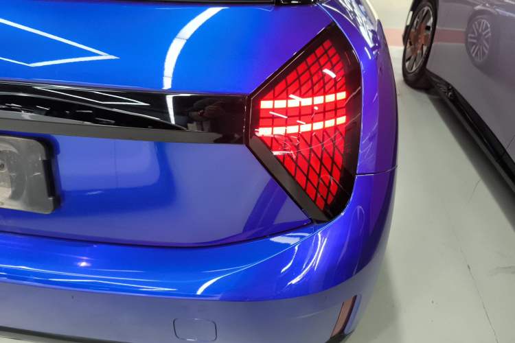 Used MINI Electric COOPER 2024 456km COOPER E Classic Edition Exterior 3