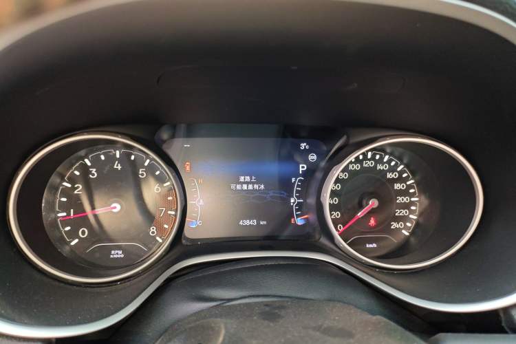 Used Jeep Compass 2017 200T Automatic Family Enjoyment Four-Wheel Drive Edition
