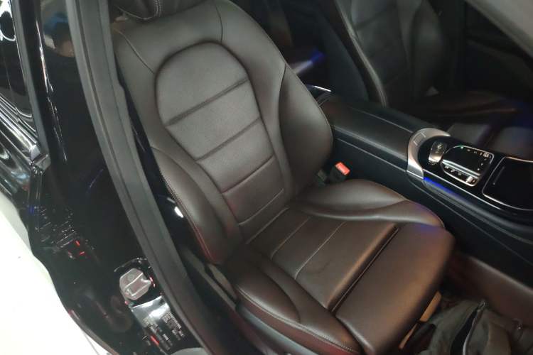 Used Mercedes-Benz GLC 2020 Facelift GLC 260 L 4MATIC Luxury Edition
