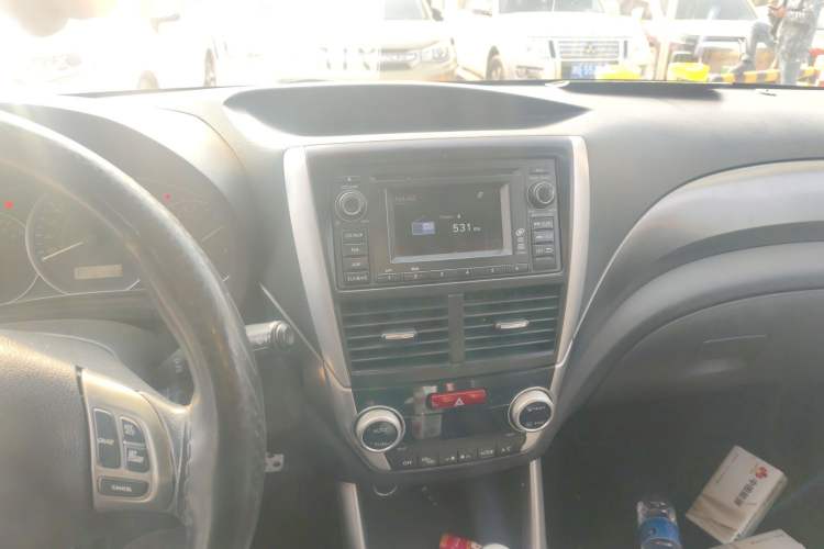 Used Subaru Forester 2011 2.5XS Automatic Luxury Edition Audio And AC Panel
