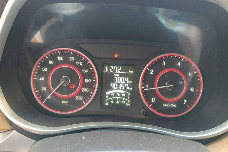 Used Jinbei F50 2017 1.6L Manual Comfort Model
