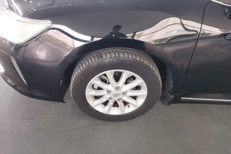 Used Toyota Camry 2015 2.0G Premier Edition
