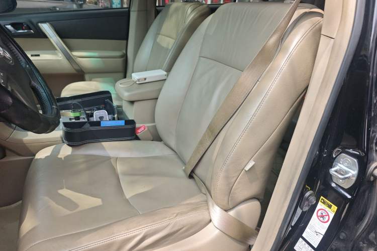 Used Toyota Highlander 2009 3.5L 4x4 7-Seater Luxury Edition Left Front Seat