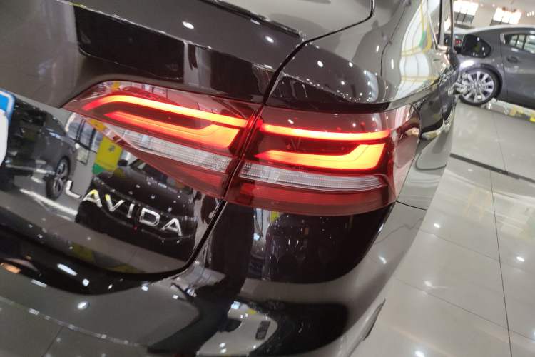 Used Volkswagen Lavida 2024 300TSI DSG Starry Sky Deluxe Edition