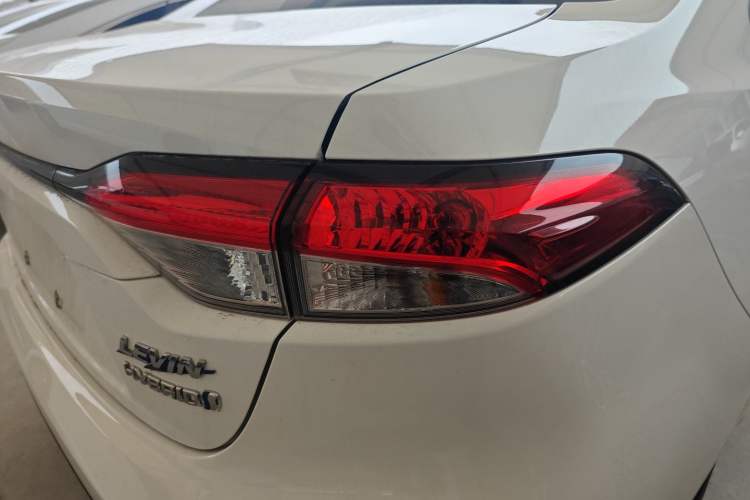 Used Toyota Levin 2023 Smart Electric Hybrid Dual-Engine 1.8L Luxury Edition Right Rear Taillight