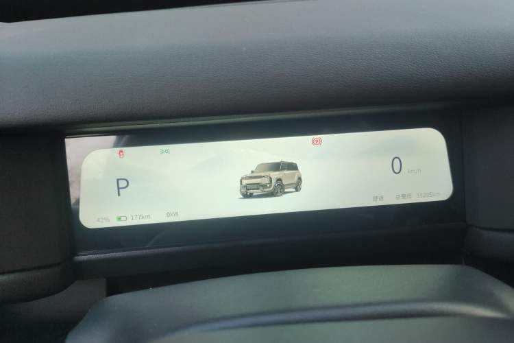 Used iCAR 03T 2024 501km Four-wheel Drive Long-Range Version