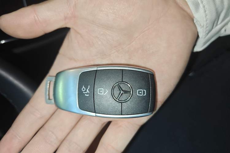 Used Mercedes-Benz C-Class 2019 C 260 Sport Edition Interior 1