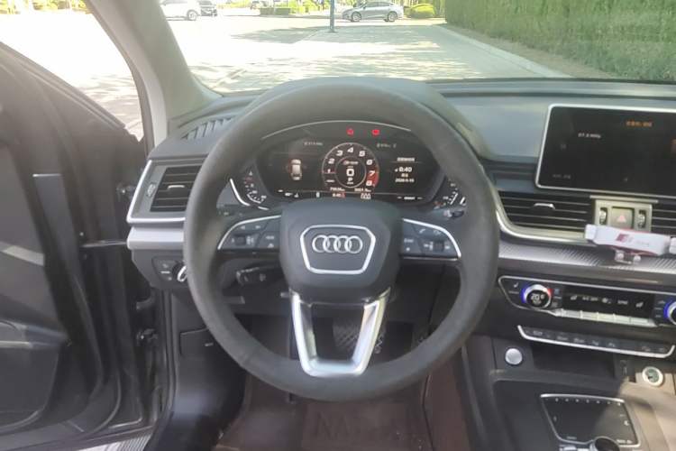 Used Audi Q5L 2020 45 TFSI Prestige Fashion Model