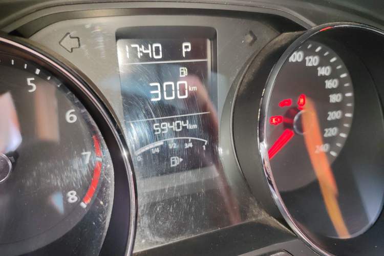 Used Volkswagen Gran Lavida 2015 230TSI DSG Comfort Edition