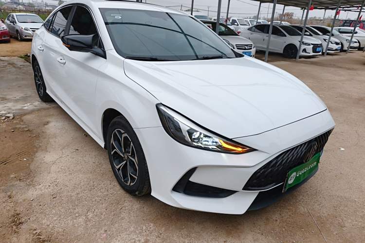 Used MG 5 2021 180 DVVT CVT Youth Luxury Edition Front Right 45 Deg