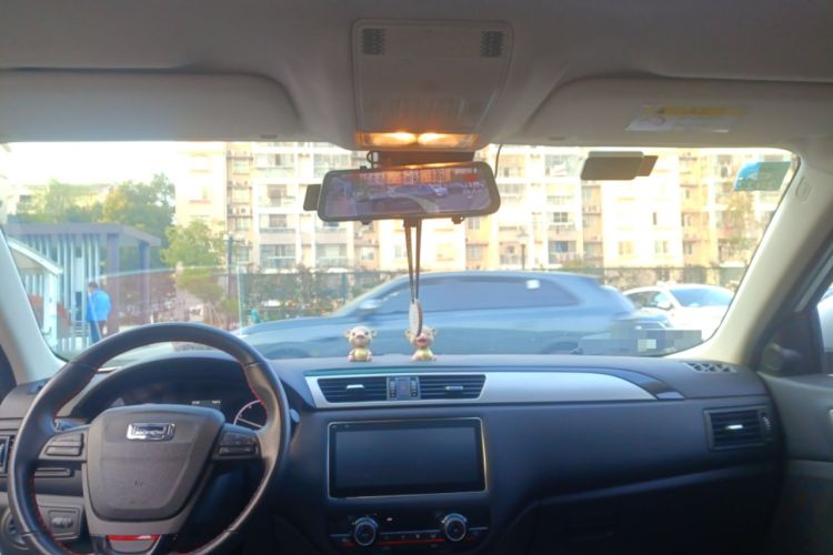 Used Qoros 5 2018 1.6T Automatic Prestige Model
