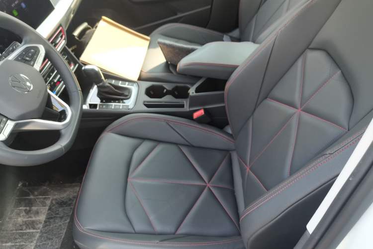 Used Volkswagen Lavida 2024 300TSI DSG Starry Sky Leading Edition Left Front Seat