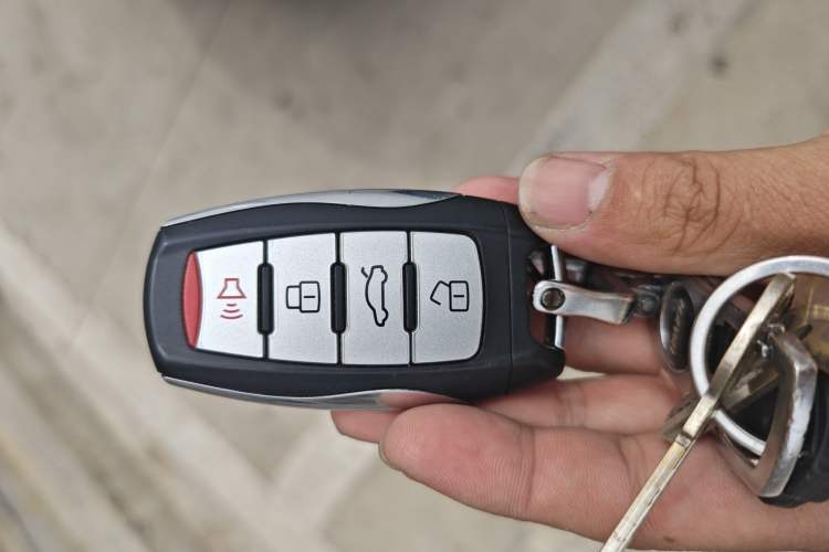 Used Haval M6 2021 PLUS 1.5T Manual Elite Smart Connectivity Model Vehicle Key