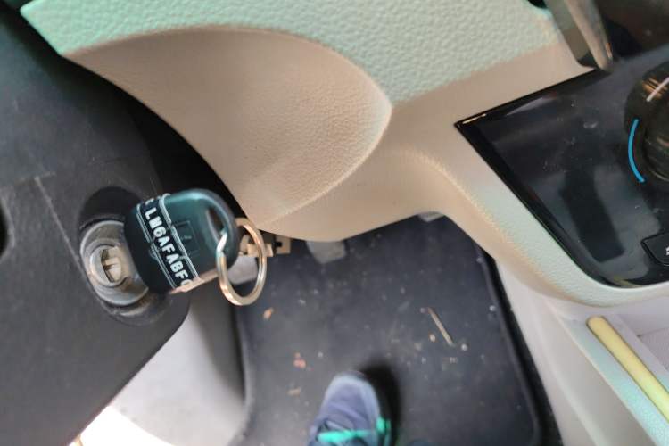 Used Jinbei New Hiace X30L 2021 1.5L Wealth Edition Bus Non-Air-Conditioned China VI Standard SWC15M