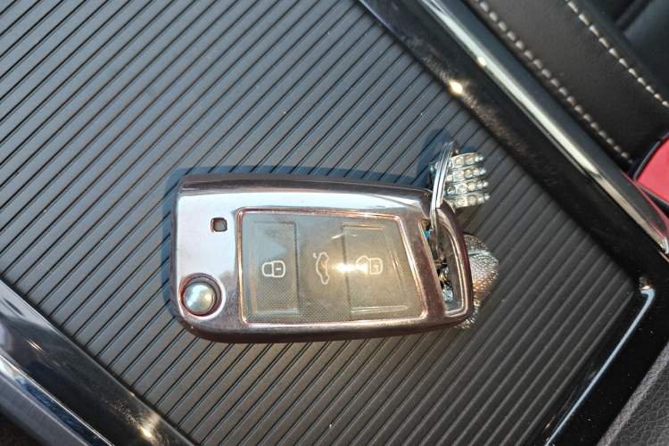 Used Volkswagen Passat 2017 330TSI DSG Luxury Edition
