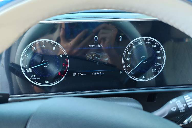 Used Buick GL8 2021 Land Cruiser Executive Class 652T Comfort Model