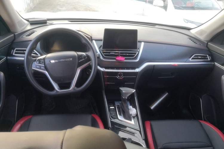 Used Venucia T60 2020 1.6L CVT Smart Drive Version China VI Standard