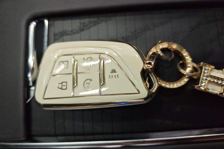 Used Cadillac CT6 2023 28T Luxury Version