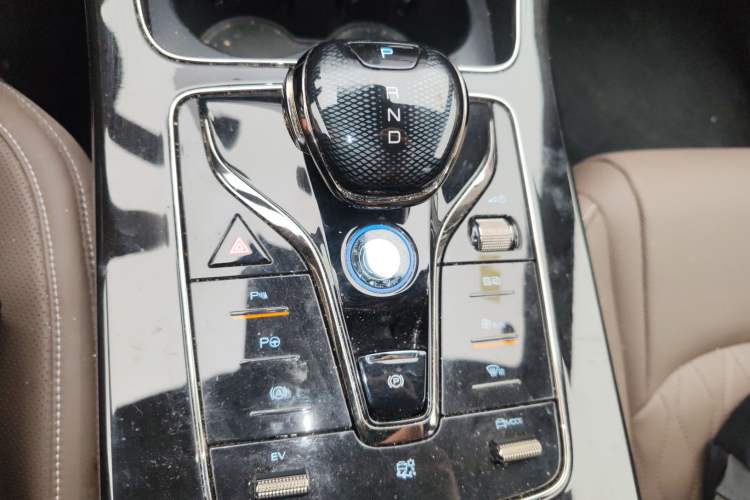 Used BYD Han 2025 DM-i 125KM LiDAR-Powered Intelligent Driving Model
