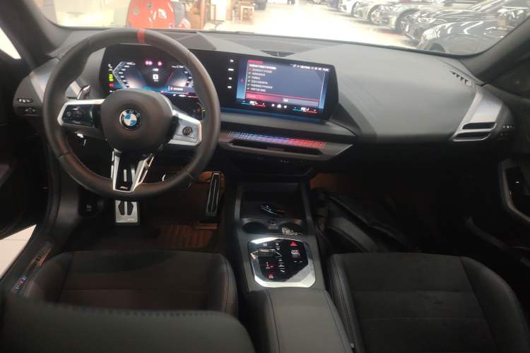 Used BMW M235L 2025 M235L Center Console