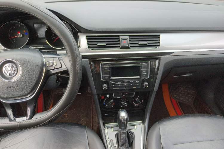 Used Volkswagen Bora 2018 1.5L Automatic Comfort Model Audio And AC Panel