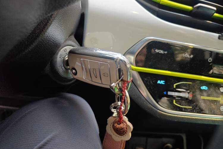 Used Oshan Benni E-Star 2022 Charming Edition Colorful Model Lithium-Ion Battery