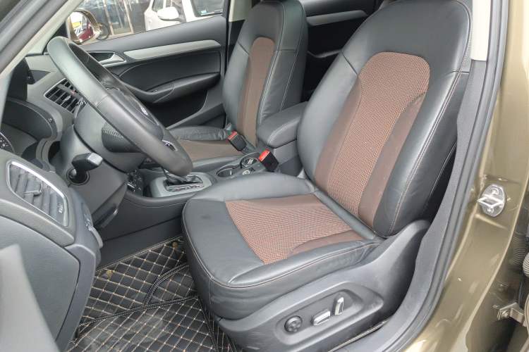 Used Audi Q3 2017 35 TFSI Fashion Model
