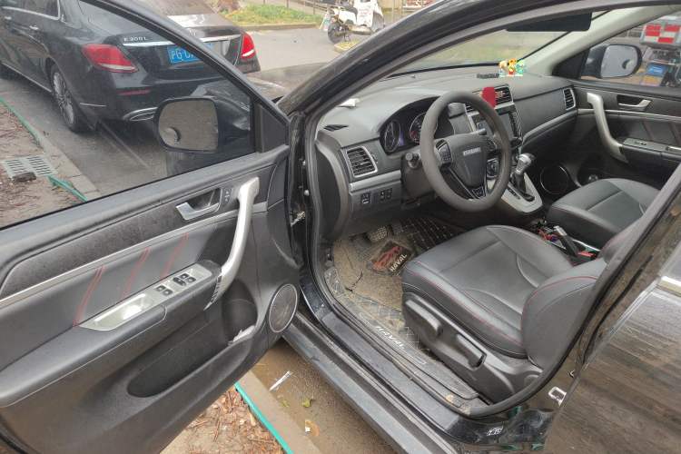 Used Haval M6 2019 1.5T DCT Two-Wheel Drive Value Edition China VI Standard
