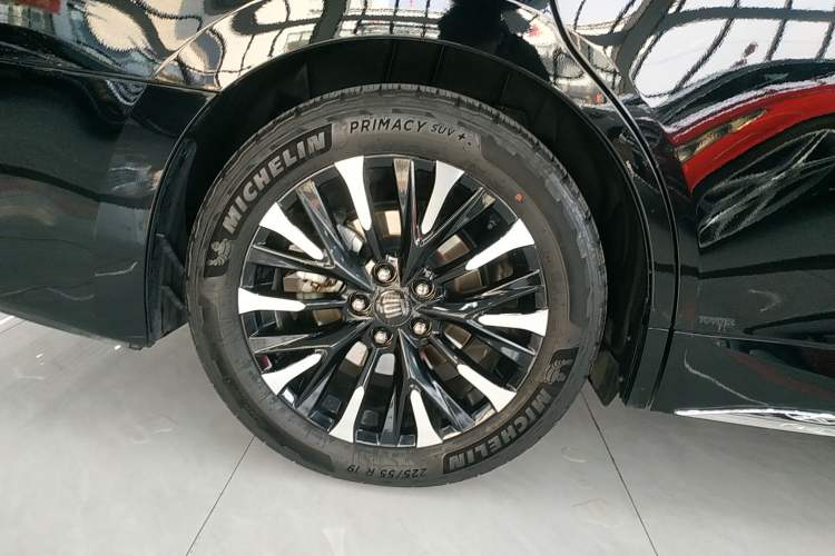 Used Toyota Vellfire 2024 Crown Dual-Engine 2.5L Supreme Executive Edition