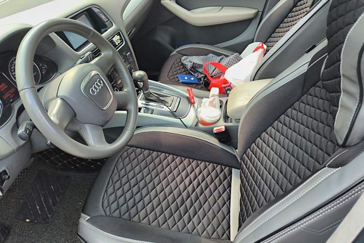 Used Audi Q5 2010 2.0TFSI Technology Edition Left Front Seat