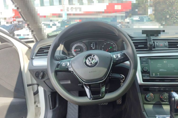 Used Volkswagen Lamando 2019 230TSI DSG Fashion Edition China VI
