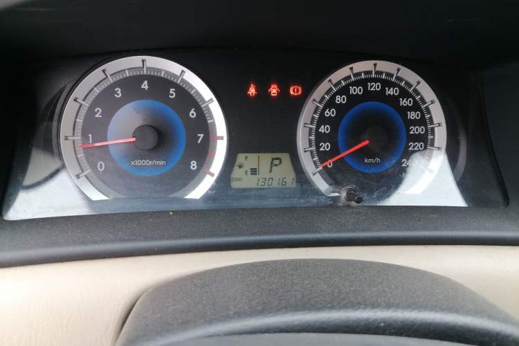 Used Toyota Corolla EX 2013 1.6L Automatic Luxury Edition Odometer Close Up