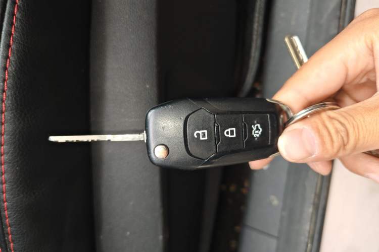 Used Ford Escort 2015 1.5L Manual Comfort Model Vehicle Key