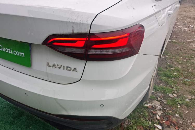 Used Volkswagen Lavida 2024 1.5L Automatic DeYi Edition Exterior 3