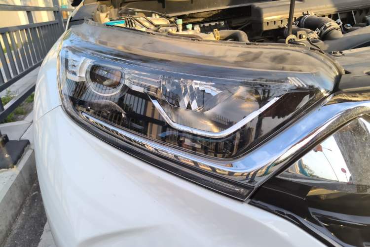 Used Honda CR-V 2017 240TURBO CVT Front-Wheel Drive Fashion Edition
