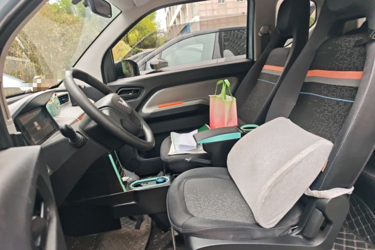 Used Wuling Hongguang MINIEV 2022 Zizai Version Lithium Iron Phosphate Left Front Seat