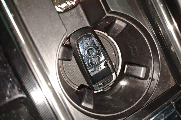 Used Lincoln Corsair 2022 2.0T Two-Wheel Drive Deluxe Edition
