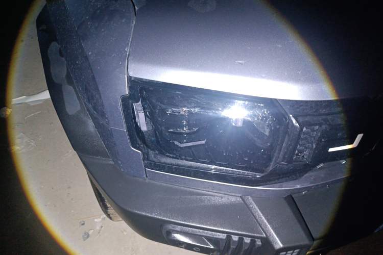Used JETOUR Traveler 2023 2.0T All-Wheel-Drive CrossPRO Right Front Headlight