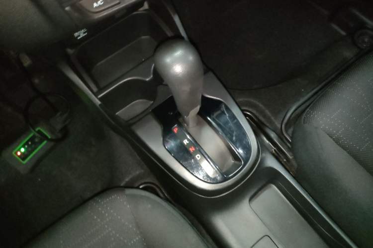 Used Honda Fit 2018 1.5L CVT Comfort Sunroof Version Gear Lever