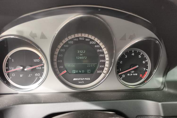 Used Mercedes-Benz C-Class AMG 2010 AMG C 63 Sport Enhancement Edition Instrument Cluster