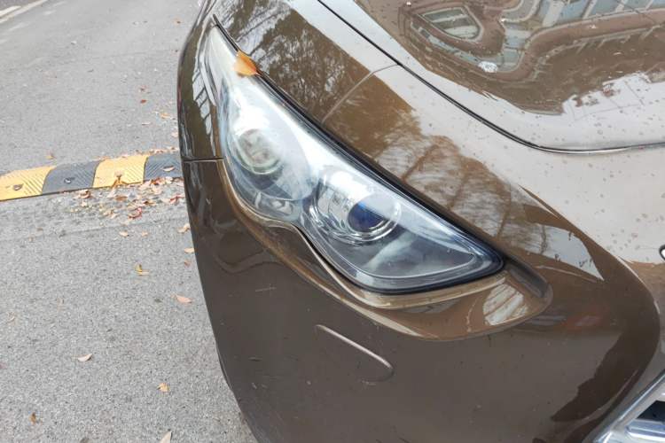 Used Infiniti QX70 2013 3.7L Standard Edition Right Front Headlight